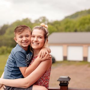 Meet your Posher, Caitlin